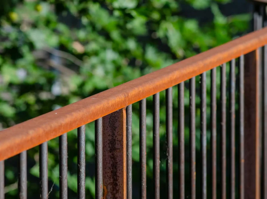 Verniciare ringhiera senza carteggiare